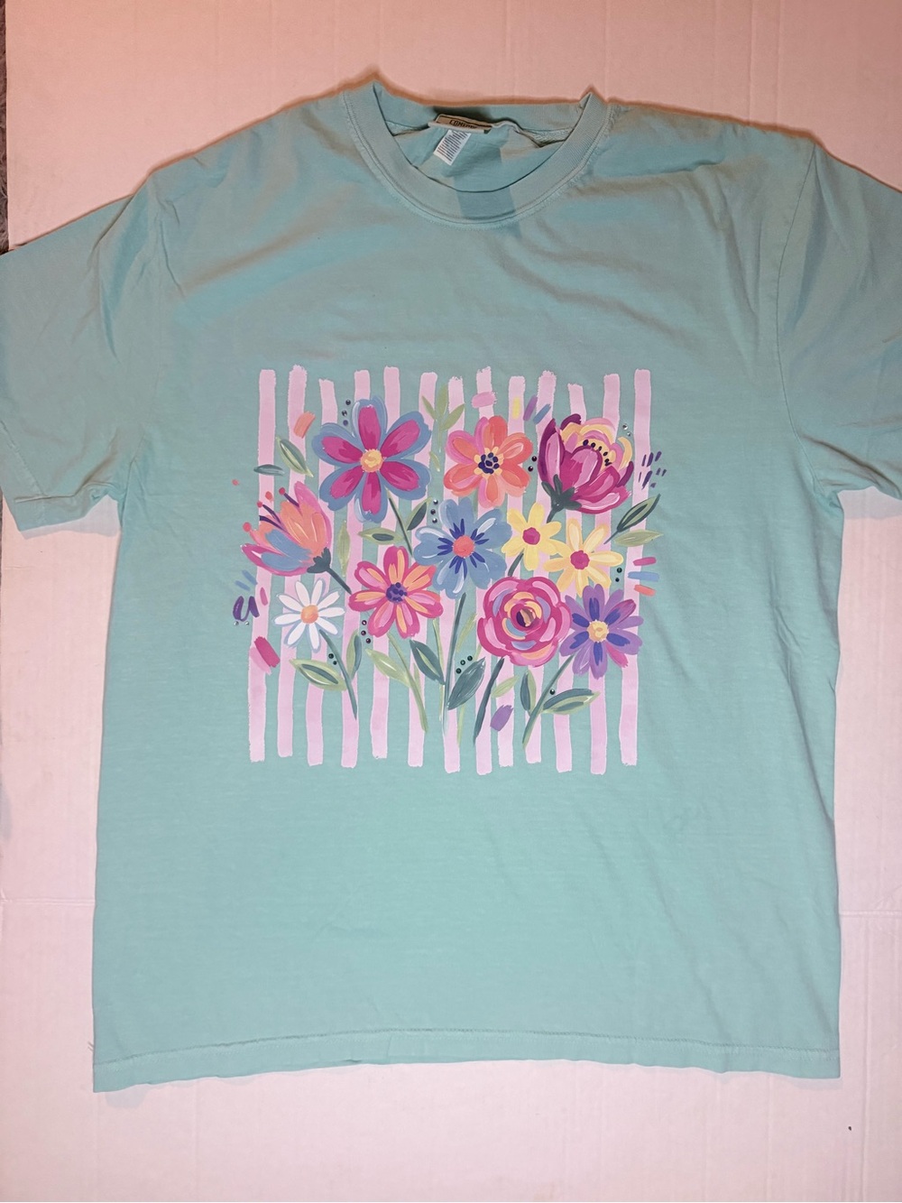 Rebel and Grace Women's Mint Floral Graphic Tee - Short Sleeve